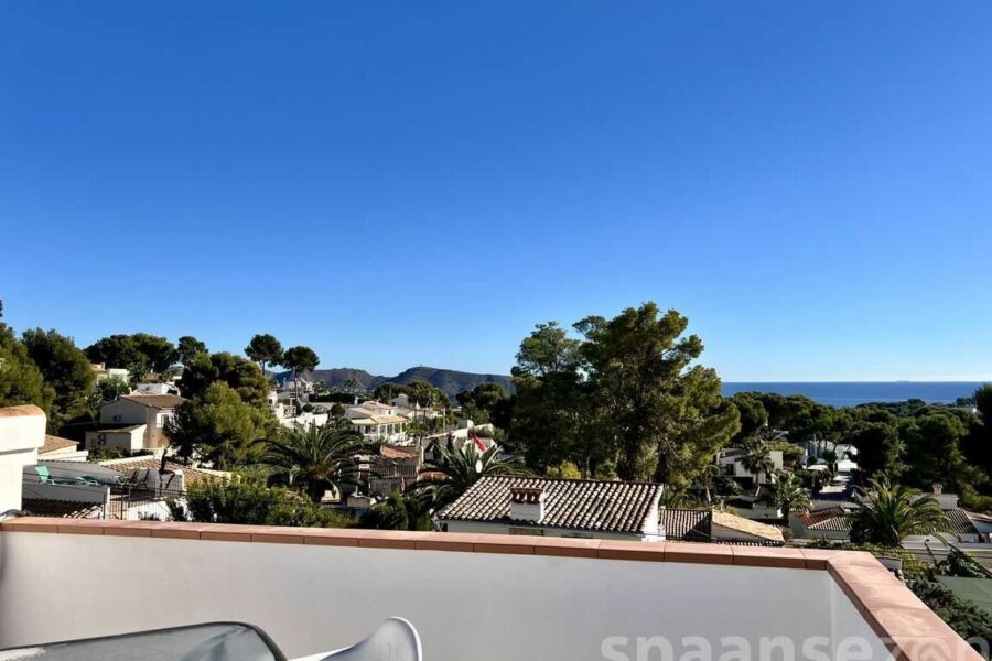 Roof top terrace with sea view at Casa Lara