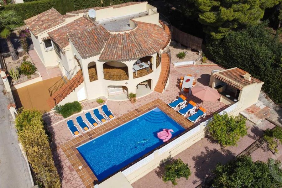 Vacation home Patricia from the sky. Huge villa in Moraira