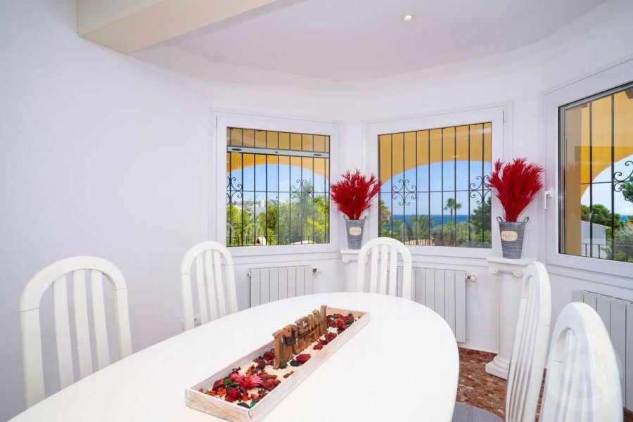 Vacation home Patricia with large living room including a dinning table with sea views