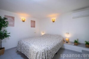 Villa Patricia in Moraira has an extra bedroom on the ground floor with a bathroom