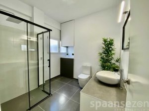 Apartment Monica with a modern bathroom including a rain shower