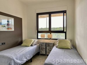 Second bedroom with 2 beds (80 x 200 centimeter)