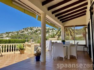 Villa Maia in Moraira with covered terrace and beautiful mountain views