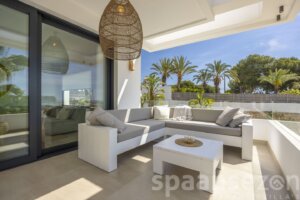 Andrago with huge terrace on the first floor