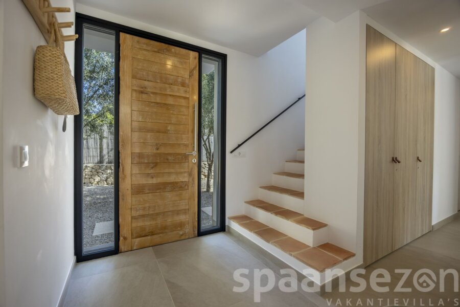 Villa Andrago has 2 floors in the villa