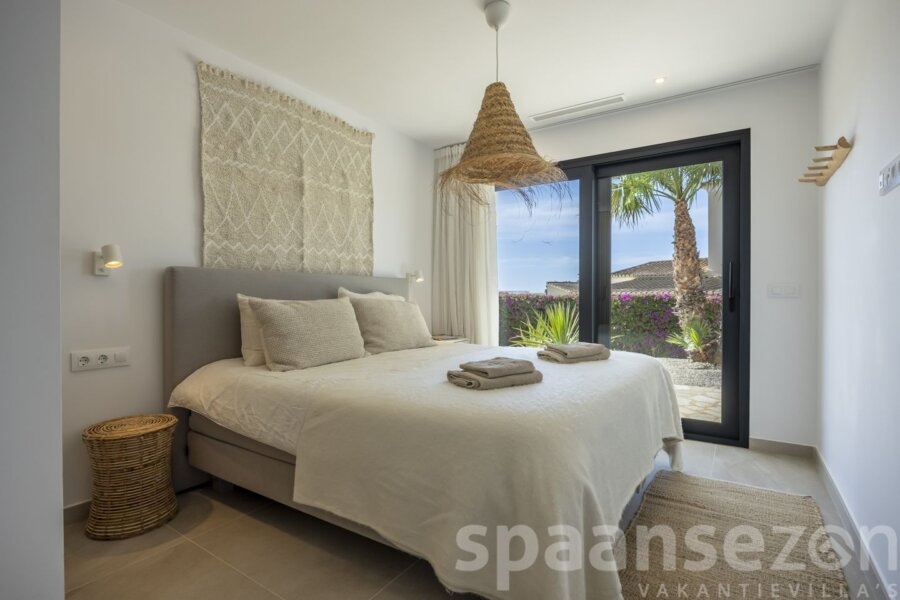 Holiday villa with 4 bedrooms in Moraira