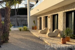 Andrago is a new build huge villa in Moraira