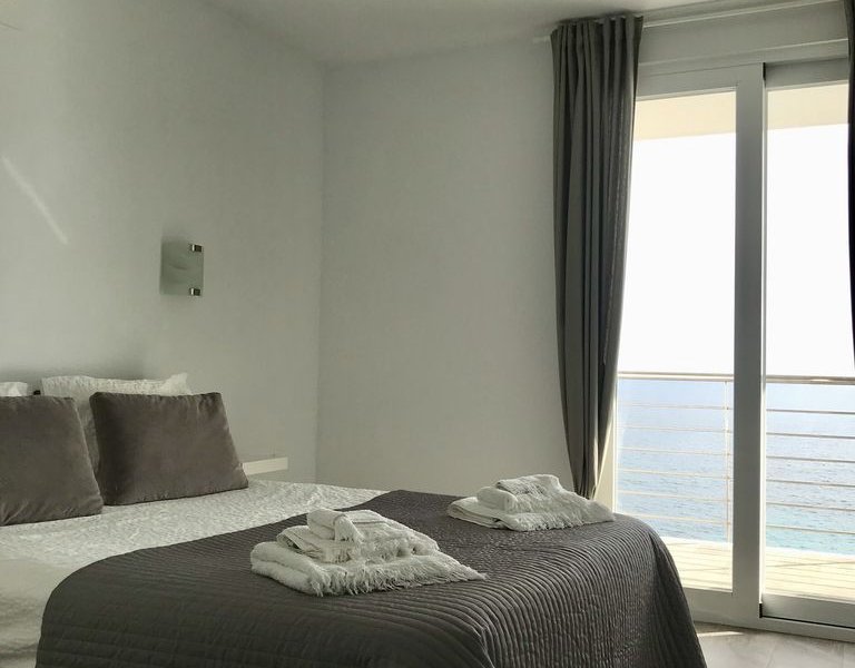 Apartment Delfin in Moraira has 2 bedrooms with panoramic sea view