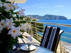 Apartment Delfin in Moraira with a large terrace and panoramic sea view
