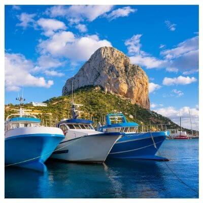 De ifach in Calpe is al van verre te zien