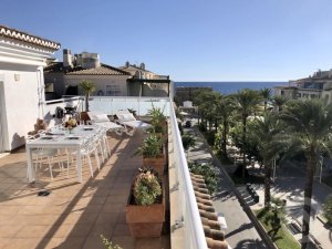 Penthouse Moraira with rooftop terrace and sea view