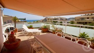Penthouse Moraira with rooftop terrace and sea view