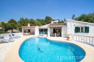 Holiday villa naranja is a 6 persons villa in moraira, costa blanca