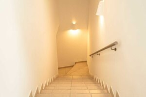 Villa Naranja in Moraira has a hallway that leeds to the second bedroom