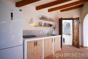 Villa Bahia del Portet in Moraira has an outdoor kitchen.