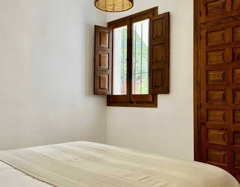 This villa in Benissa has 3 bedrooms with comfortable beds.