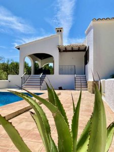 This villa in Benissa has a large private swimming pool in the garden.