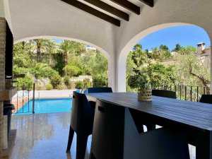 This villa in Benissa has a beautiful covered terrace overlooking the private pool