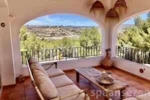 Holiday Villa in Moraira with covered lounge corner