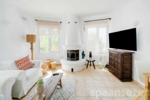 Villa Paraiso in Moraira has a cozy living room